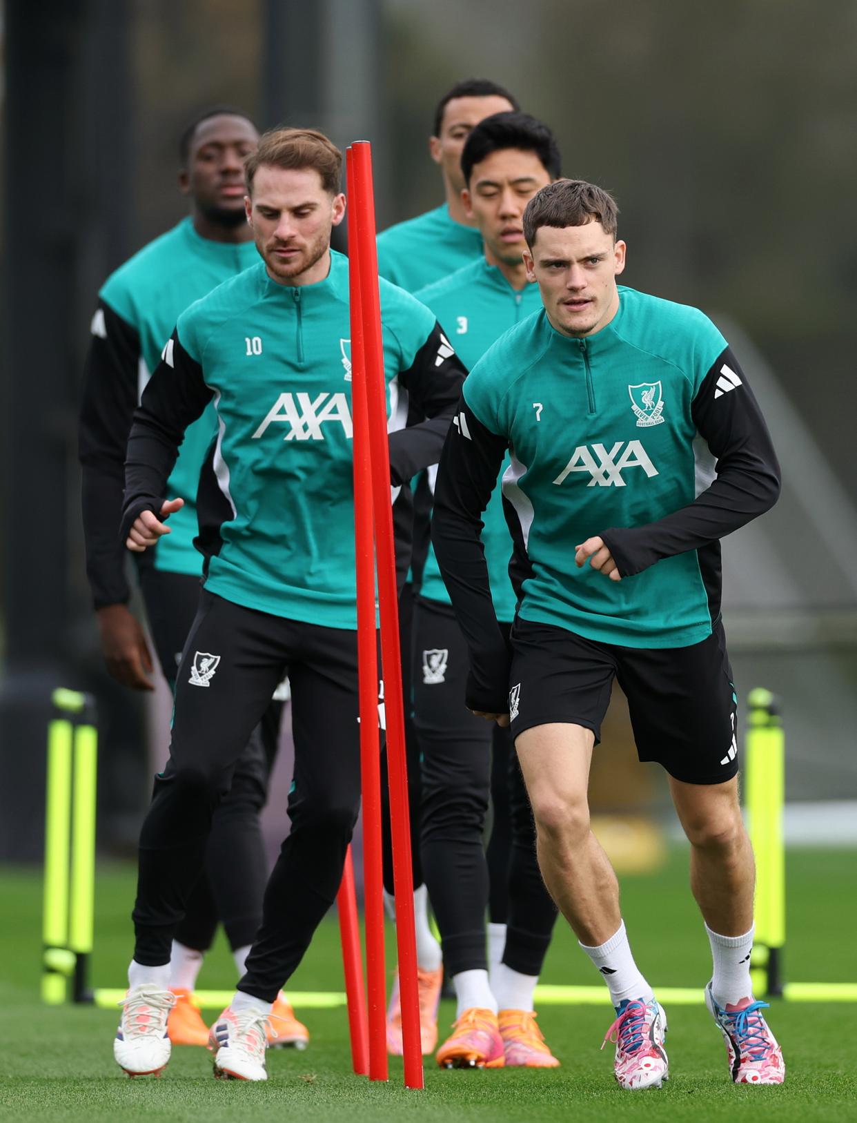 kaiyun中国网页版入口窗口期武汉三镇备战德甲冲刺阶段费城76人备战欧冠，网友：转会期切尔西调整名单的简单介绍